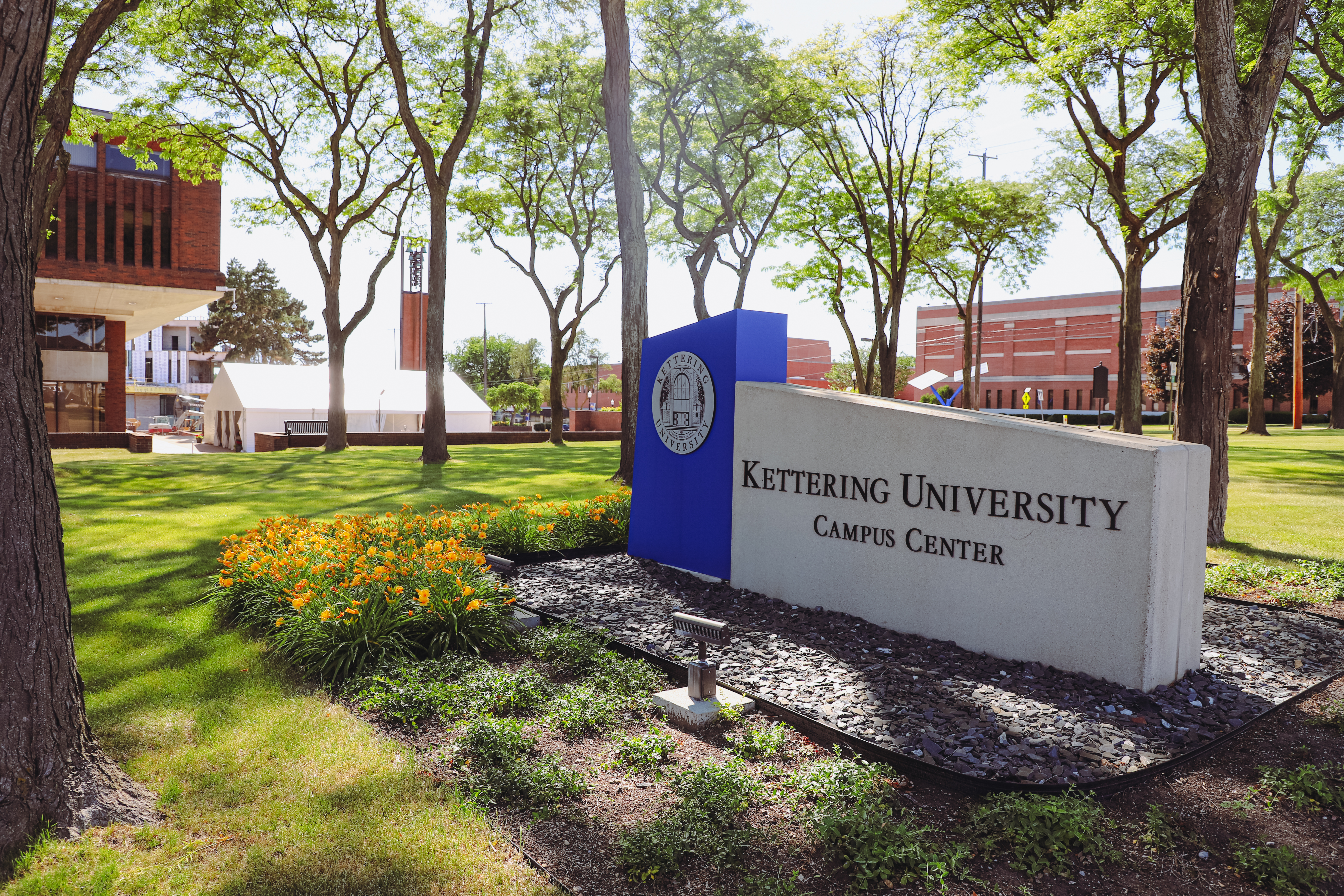 outdoor photo of campus center