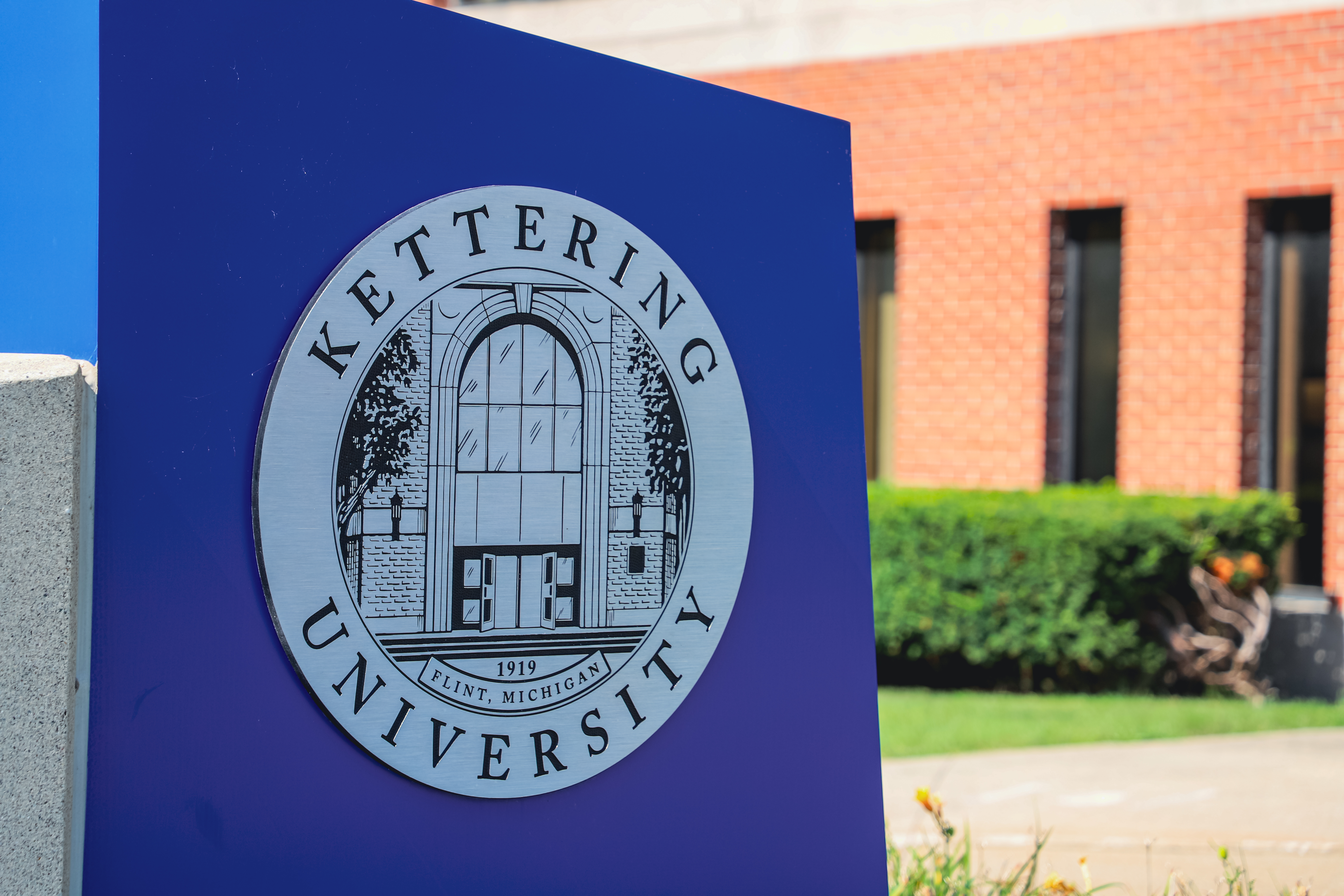 A view from outside of Kettering University's Academic Building