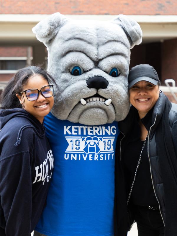 Family with Kettering Bulldog