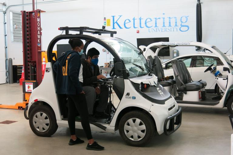 Kettering University students work on an intelligent ground vehicle.