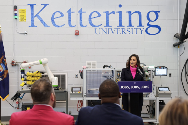 Gov. Whitmer Stands At Podium Highlighting Michigan’s Semiconductor Future in Visit to Kettering University